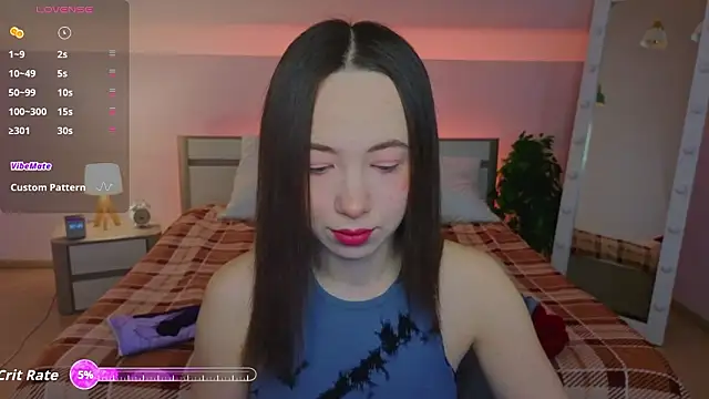 Hayle Hill online show from 2, 2, 2026