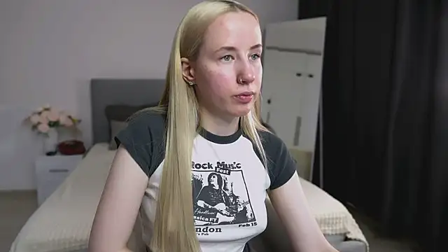 Cassie Kelman online show from 14, 11, 2025