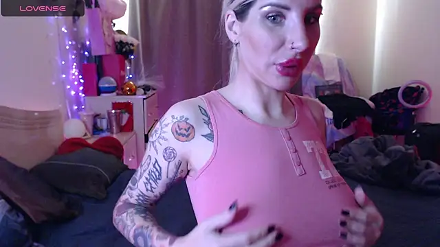 BLACKPeonyy online show from 10, 9, 2025