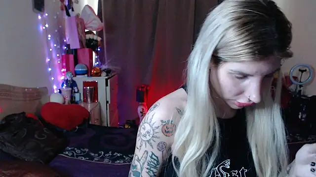 BLACKPeonyy online show from 21, 10, 2025