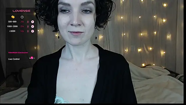 TinaWince online show from 4, 1, 2025