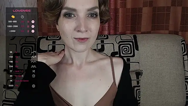 Snapshot of TinaWince chatting on 5, 6, 2026 TinaWince online show from 5, 6, 2026