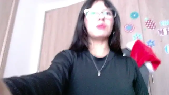 Snapshot of evatits_1 chatting on 4, 1, 2025 evatits 1 online show from 4, 1, 2025