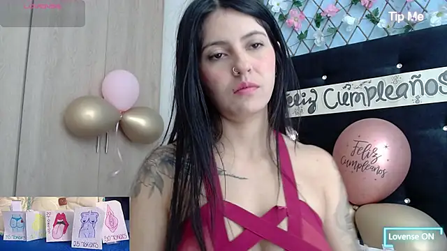 Snapshot of evatits_1 chatting on 22, 9, 2025 evatits 1 online show from 22, 9, 2025