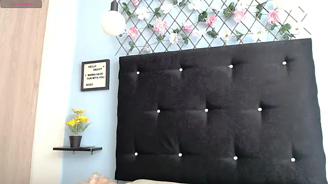 Snapshot of evatits_1 chatting on 27, 2, 2026 evatits 1 online show from 27, 2, 2026