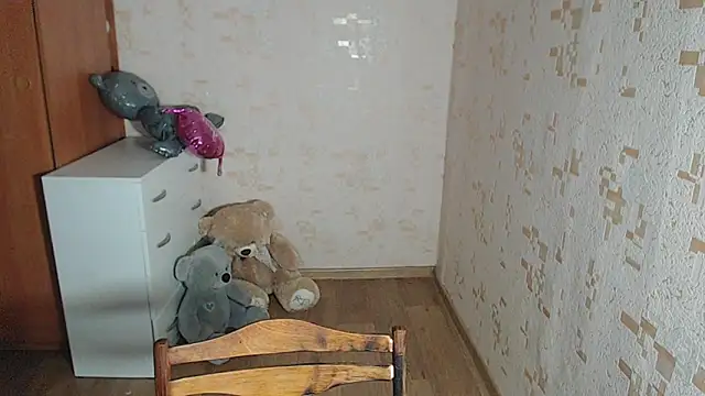 Snapshot of MelissaXKinky chatting on 3, 12, 2024 MelissaXKinky online show from 3, 12, 2024