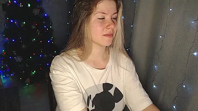 Snapshot of MelissaXKinky chatting on 30, 12, 2024 MelissaXKinky online show from 30, 12, 2024