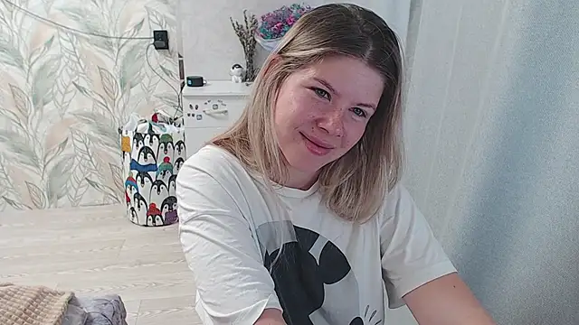 Snapshot of MelissaXKinky chatting on 22, 9, 2025 MelissaXKinky online show from 22, 9, 2025