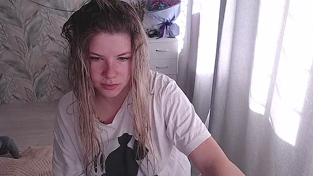 Snapshot of MelissaXKinky chatting on 26, 9, 2025 MelissaXKinky online show from 26, 9, 2025