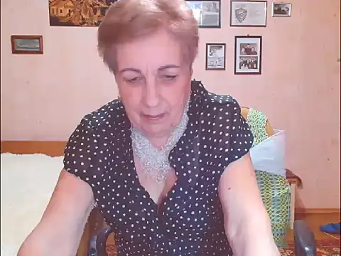 Victoria5643 online show from 9, 3, 2026