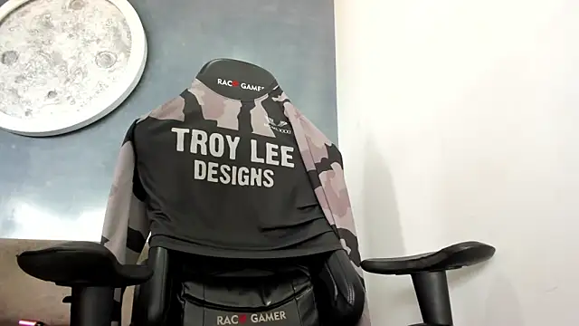 Bryan Bronx online show from 29, 10, 2025