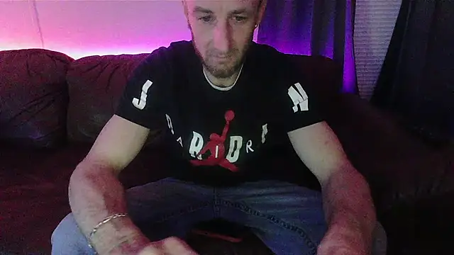 HungStud4You online show from 23, 2, 2025