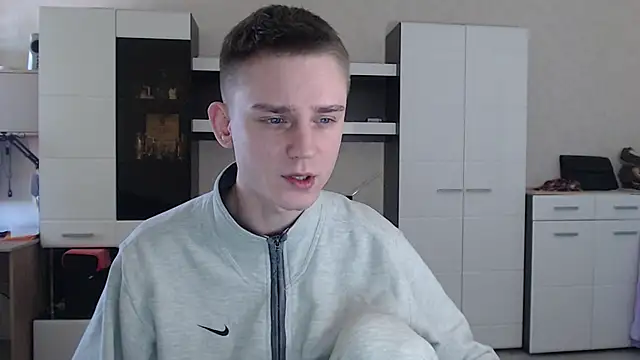 angryzan online show from 22, 1, 2025