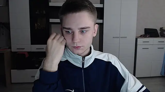 angryzan online show from 3, 2, 2025