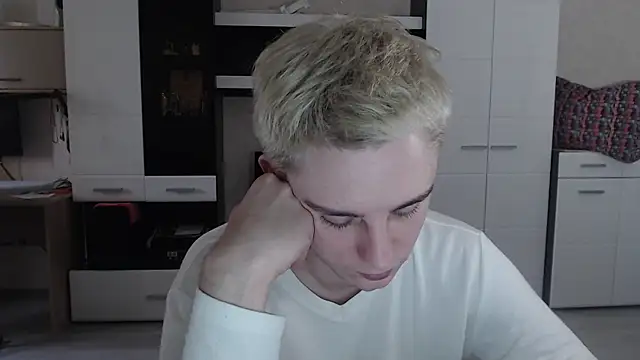 angryzan online show from 13, 3, 2025