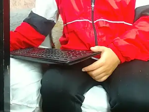Snapshot of hairy_pussywet chatting on 5, 2, 2025 hairy pussywet online show from 5, 2, 2025