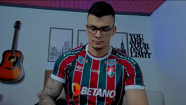 seancarreraa online show from 7, 1, 2025