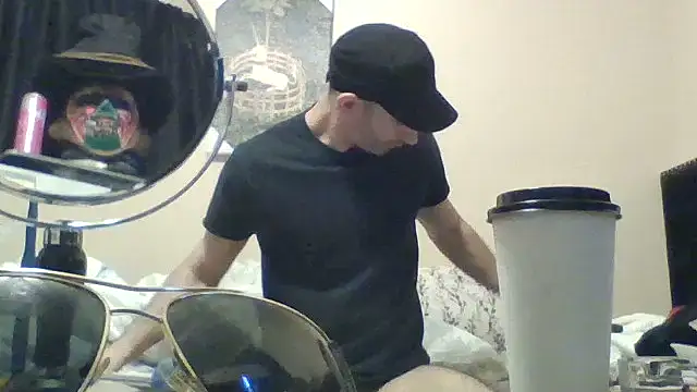 hailzeffn online show from 10, 4, 2026