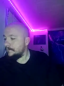 Snapshot of Spunonymous chatting on 22, 12, 2024 Spunonymous online show from 22, 12, 2024
