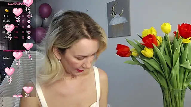 Snapshot of Vanessa_Nowak chatting on 8, 3, 2025 Vanessa Nowak online show from 8, 3, 2025