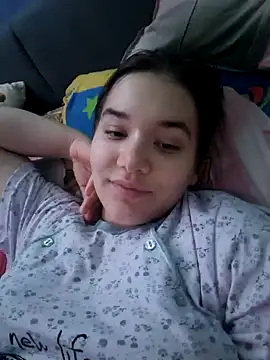 Snapshot of LunaGrey21 chatting on 8, 1, 2025 LunaGrey21 online show from 8, 1, 2025