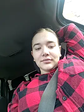 Snapshot of LunaGrey21 chatting on 7, 3, 2025 LunaGrey21 online show from 7, 3, 2025