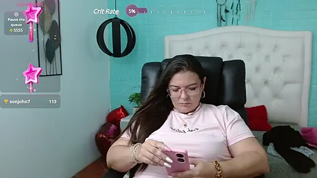 MsJossie online show from 1, 3, 2025