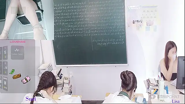 Snapshot of _Math_ chatting on 11, 6, 2026 Math online show from 11, 6, 2026