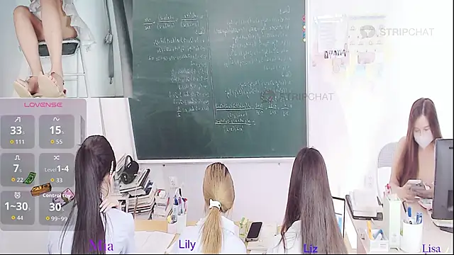Snapshot of _Math_ chatting on 13, 6, 2026 Math online show from 13, 6, 2026