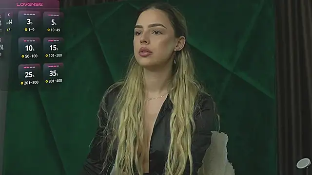 Snapshot of ScarletColes chatting on 29, 9, 2025 ScarletColes online show from 29, 9, 2025