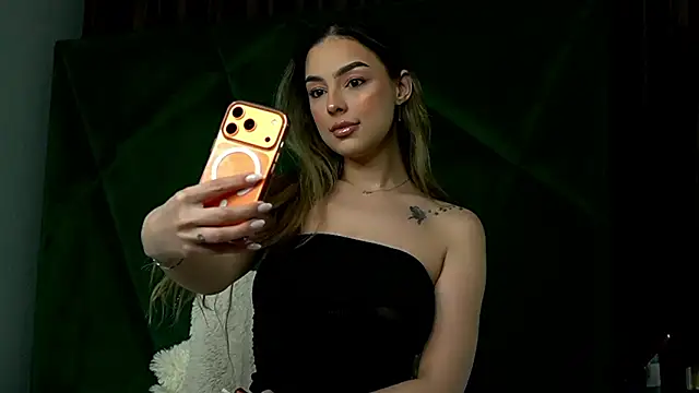 ScarletColes online show from 28, 2, 2026