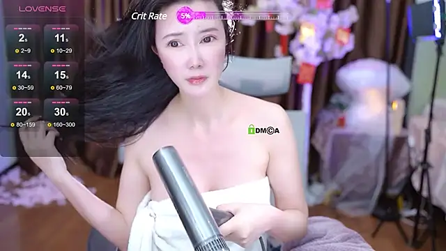 tina0604 online show from 31, 1, 2025