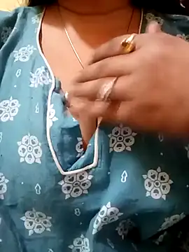 Snapshot of Jaanu_Jaanvi chatting on 6, 3, 2025 Jaanu Jaanvi online show from 6, 3, 2025