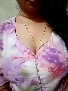 Snapshot of Jaanu_Jaanvi chatting on 15, 10, 2025 Jaanu Jaanvi online show from 15, 10, 2025