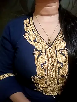 Snapshot of Jaanu_Jaanvi chatting on 16, 11, 2025 Jaanu Jaanvi online show from 16, 11, 2025