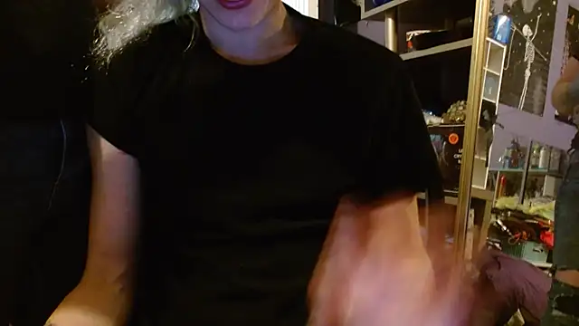 watermellonpussy online show from 26, 11, 2025