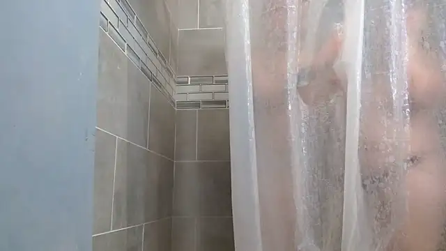 watermellonpussy online show from 18, 6, 2026