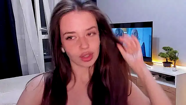 AmeliaBrian online show from 8, 1, 2025