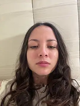 Megan Rodrigo online show from 27, 2, 2026