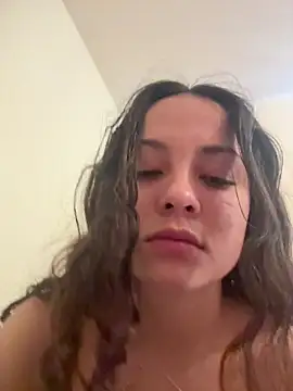 Megan Rodrigo online show from 2, 4, 2026