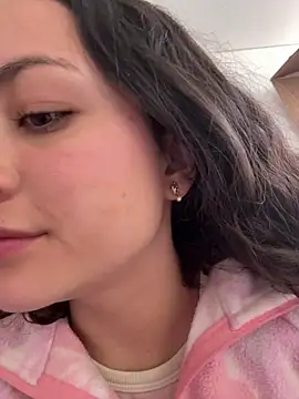 Snapshot of Megan_Rodrigo chatting on 28, 5, 2026 Megan Rodrigo online show from 28, 5, 2026