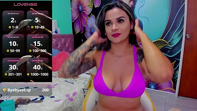 mia bigtits17 online show from 13, 3, 2025