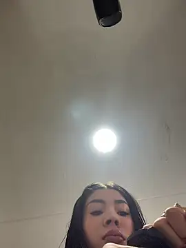 Roxanne 08 online show from 25, 7, 2026