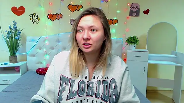 SallyVerda online show from 14, 2, 2025