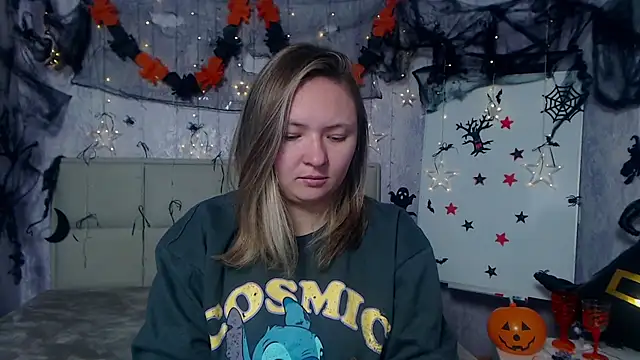 SallyVerda online show from 22, 10, 2025