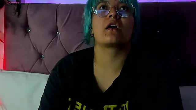 lucky-leah online show from 26, 2, 2025