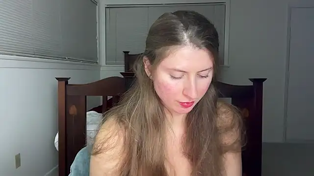 YUMIandbigWOLF online show from 3, 12, 2025