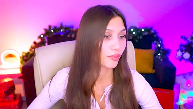 Snapshot of MollyPerry chatting on 13, 12, 2024 MollyPerry online show from 13, 12, 2024