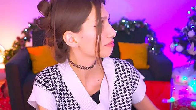 Snapshot of MollyPerry chatting on 15, 12, 2024 MollyPerry online show from 15, 12, 2024