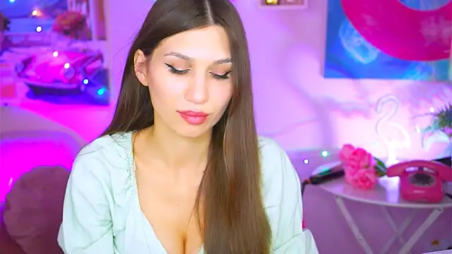 Snapshot of MollyPerry chatting on 17, 12, 2024 MollyPerry online show from 17, 12, 2024